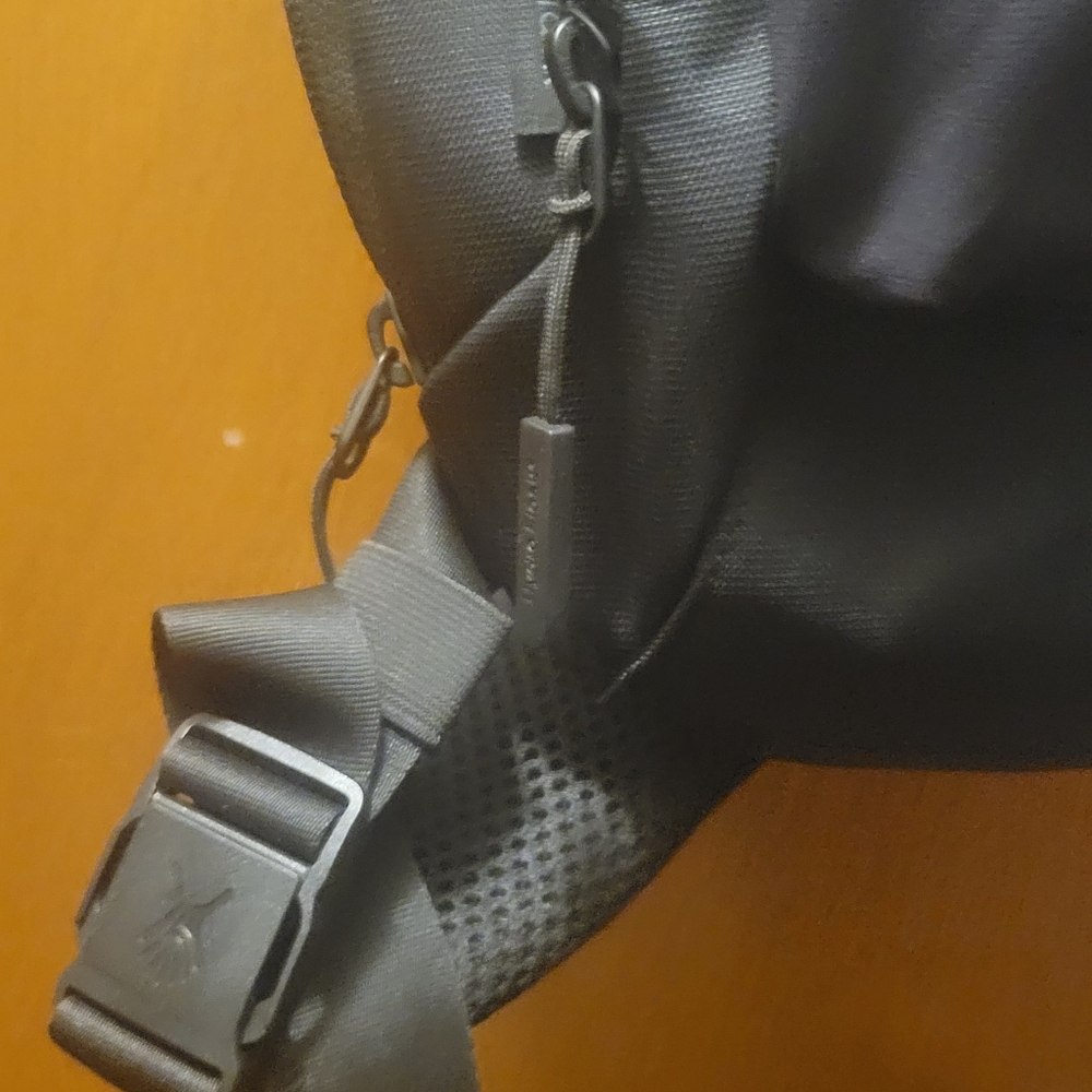 Hydro flask backpack - Picture 2 of 5